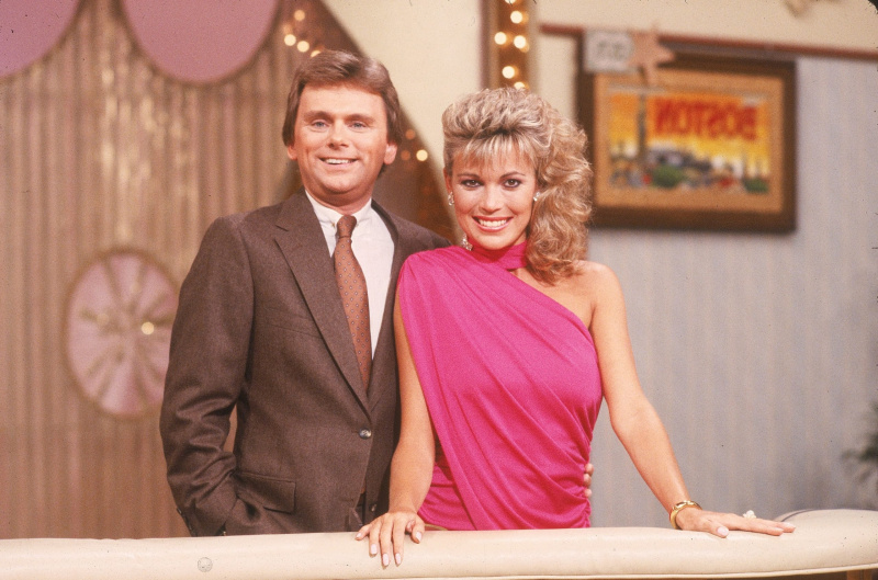  ROATA Norocului, Pat Sajak, Vanna White, 1975-