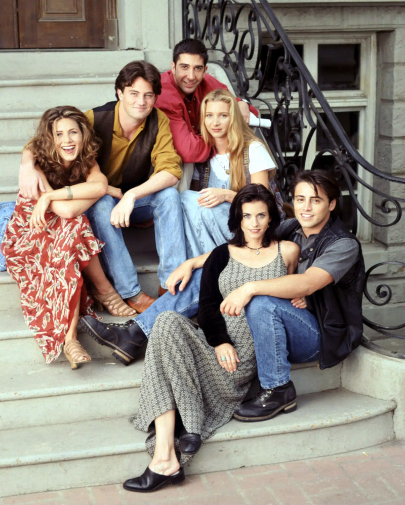  VRIENDEN, (met de klok mee van boven): David Schwimmer, Lisa Kudrow, Matt LeBlanc, Courteney Cox Arquette, Jennifer Aniston, Matthew Perry, (Seizoen 1), 1994-2004