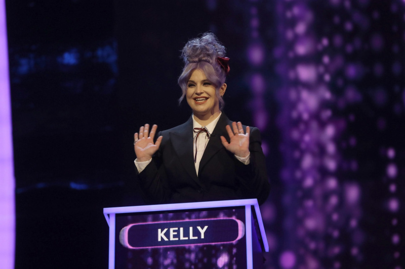  NAME THAT TUNE, tekmovalka Kelly Osbourne, TV Royalty in Gridiron Champs',