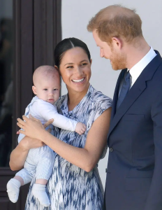   Archie, Meghan Markle y el príncipe Harry