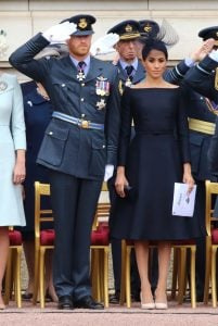   La pareja había estado fuera por caridad y luego para honrar a la reina Isabel.