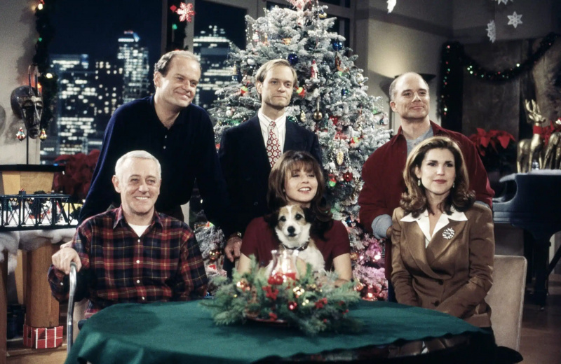  FRASIER, assegut, des de l'esquerra: John Mahoney, Jane Leeves, amb Eddie the Dog, Peri Gilpin; de peu des de l'esquerra: Kelsey Grammer, David Hyde Pierce, Dan Butler, 1993-2004