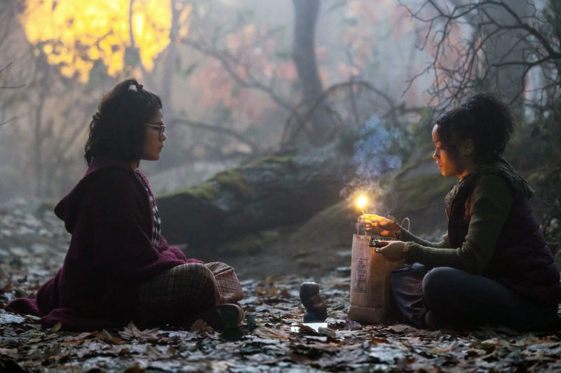 HOCUS POCUS 2, od lewej: Belissa Escobedo, Whitney Peak, 2022