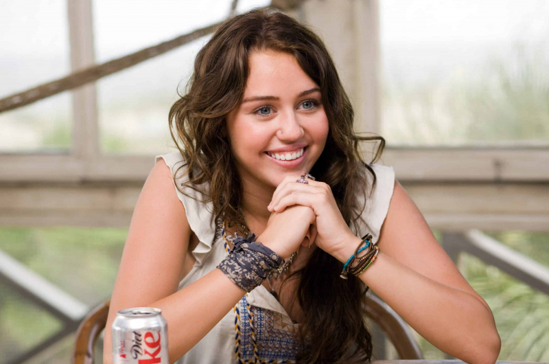 ザ・ラスト・ソング、マイリー・サイラス、2010