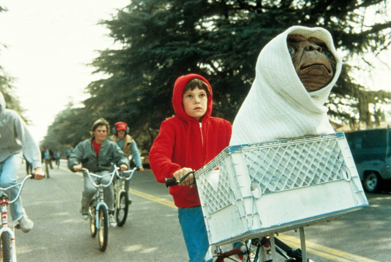  E.T., Henrijs Tomass, E.T., 1982