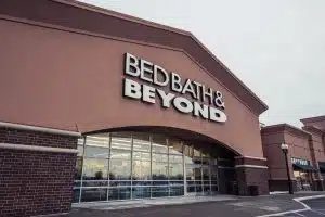  تقول Bed Bath & Beyond إنها لا تستطيع سداد ديونها