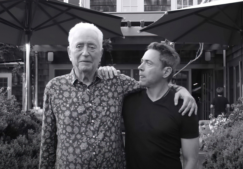  SR., från vänster: Robert Downey Sr., Robert Downey Jr., 2022