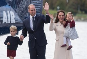   Prins George, Prins William, Prinsessan Catherine och Prinsessan Charlotte