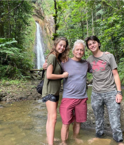 Michael dan kedua anaknya dengan Catherine