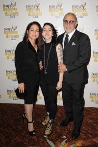   Gloria, Emily y Emilio Estefan