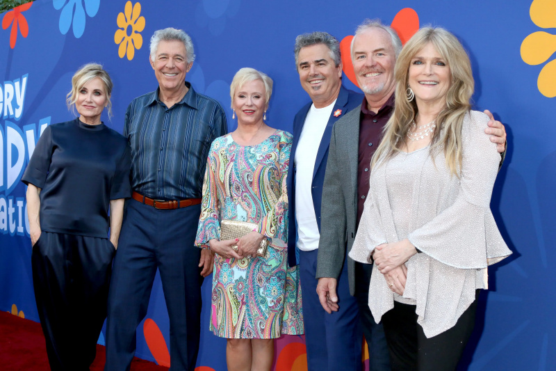  Maureen McCormick, Barry Williams, Eve Plumb, Christopher Knight, Mike Lookinland, Susan Olsen στο"A Very Brady Renovation" Premiere Event 